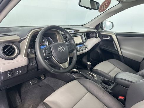 Used 2015 Toyota RAV4 Limited image 12