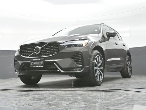 Used 2025 Volvo XC60 B5 Plus w/ Climate Package AWD/4WD image 24