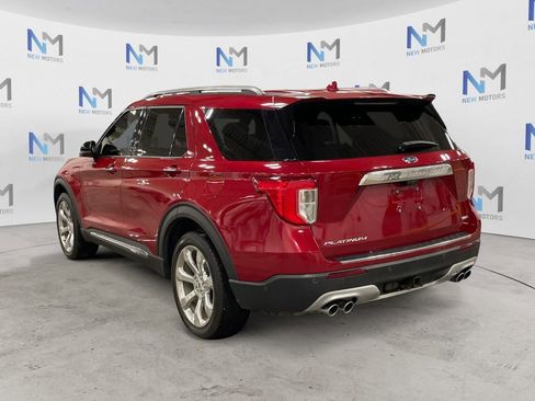 Used 2020 Ford Explorer Platinum image 3