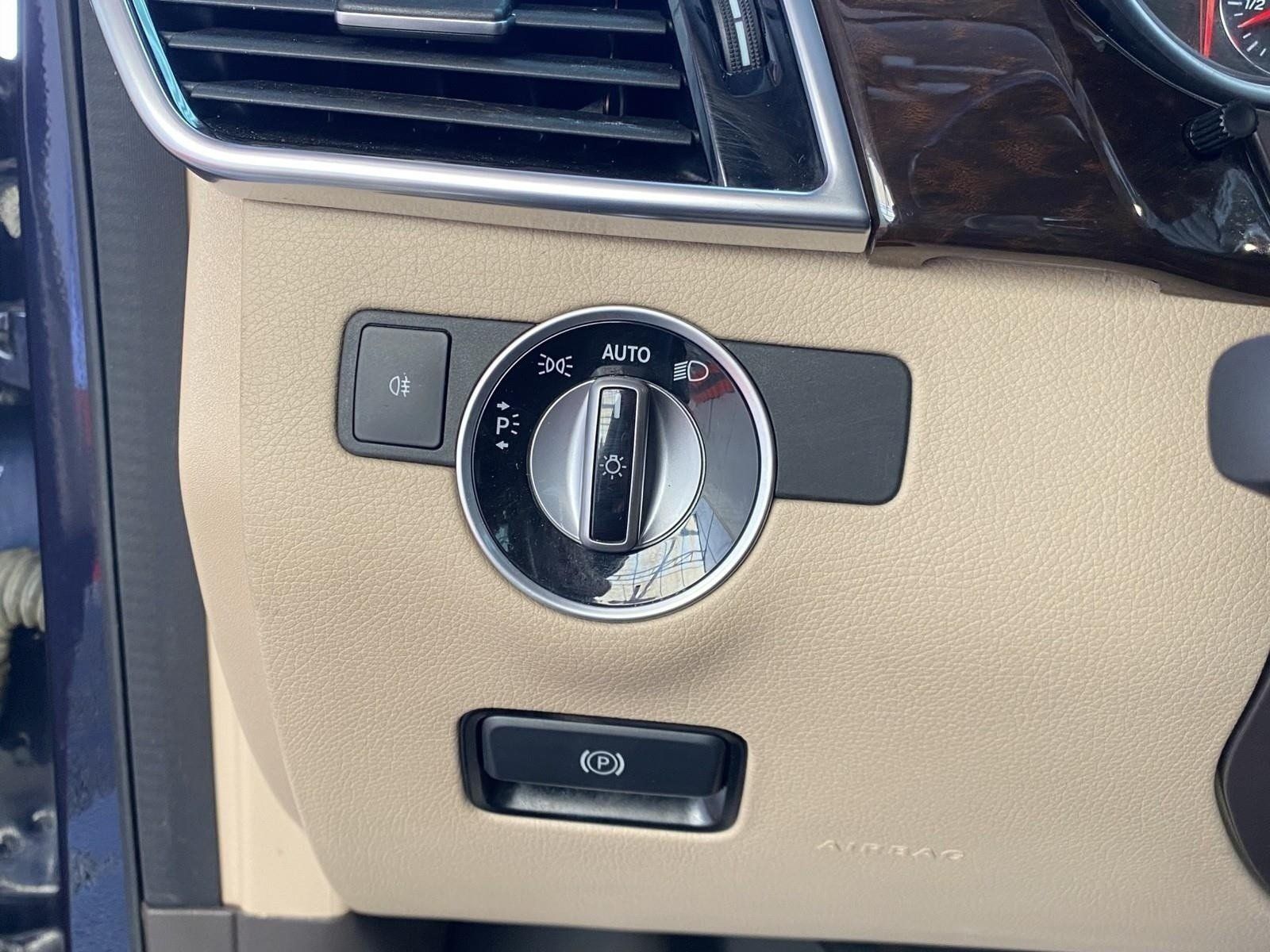 Used 2018 Mercedes-Benz GLS 450 4MATIC image 28