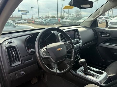 Used 2020 Chevrolet Colorado LT image 1