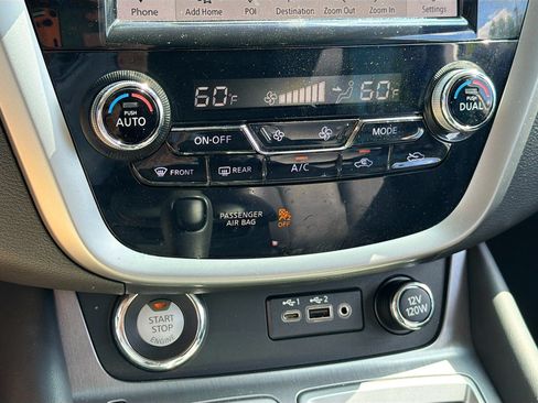 Used 2024 Nissan Murano SL AWD/4WD image 13