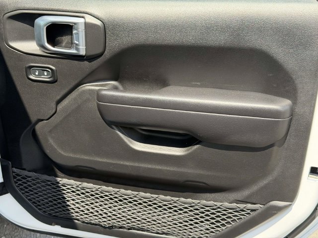 Used 2021 Jeep Wrangler Unlimited Sport AWD/4WD image 10