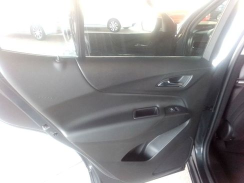 Used 2022 Chevrolet Equinox LT FWD image 20