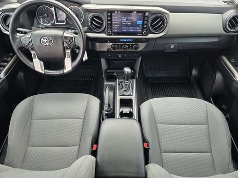 Used 2021 Toyota Tacoma SR5 RWD image 23