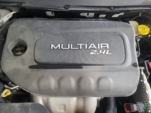 Used 2015 Jeep Cherokee Limited FWD image 30