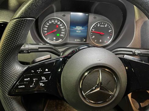 Used 2025 Mercedes-Benz Sprinter 2500 image 23