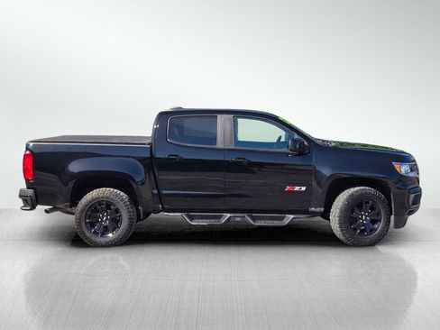 Used 2022 Chevrolet Colorado Z71 w/ Z71 Midnight Edition AWD/4WD image 3