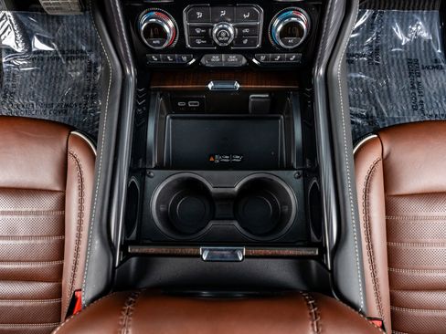 Used 2024 GMC Yukon XL Denali Ultimate image 29