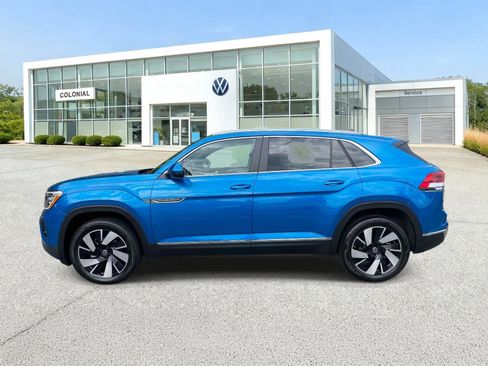 Used 2024 Volkswagen Atlas Cross Sport SEL AWD/4WD image 2