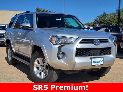 Used 2021 Toyota 4Runner SR5 Premium image 1