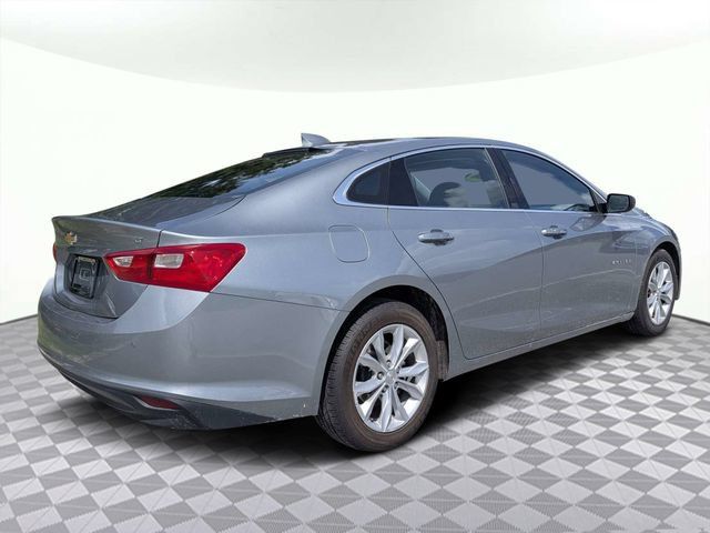 Used 2025 Chevrolet Malibu LT FWD image 4