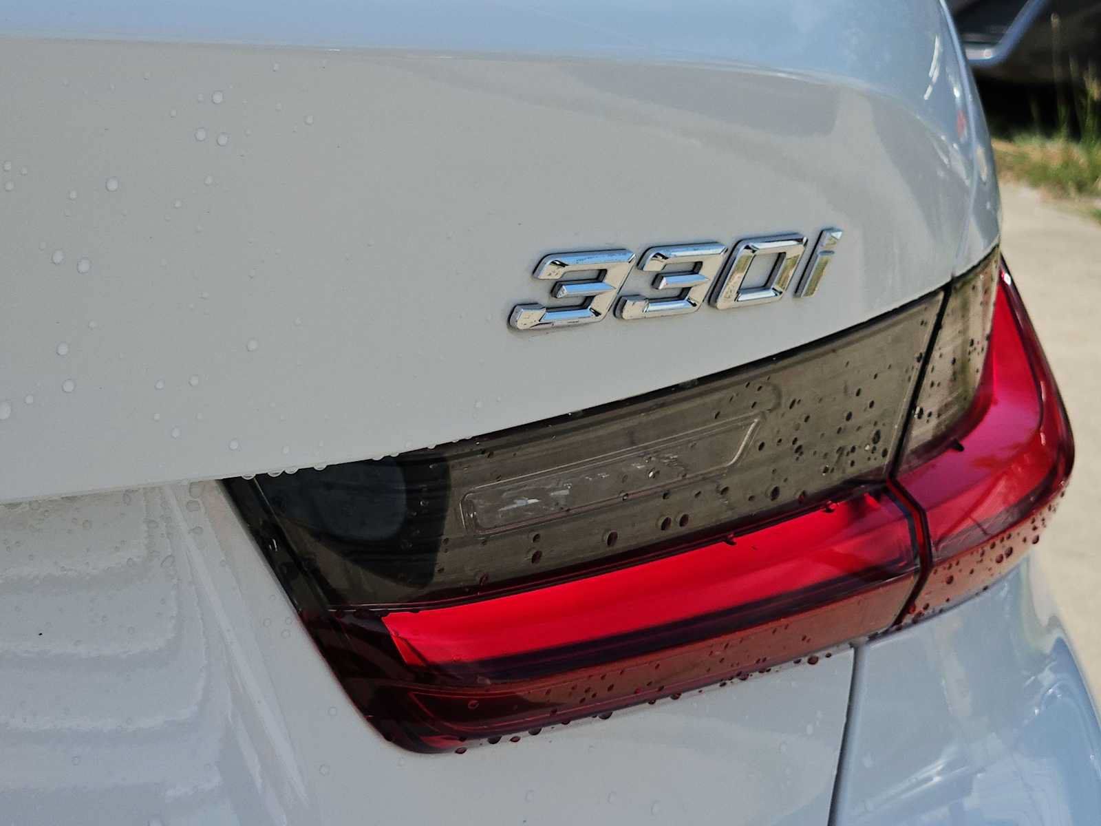 Used 2023 BMW 330i Sedan w/ M Sport Package RWD image 12