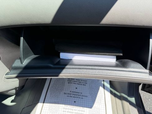 Used 2016 Honda Odyssey Touring Elite image 47