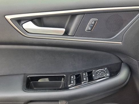 Used 2019 Ford Edge SEL w/ Equipment Group 201A FWD image 28
