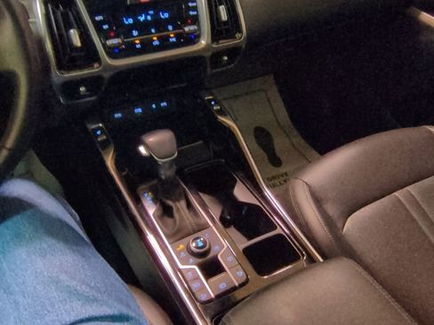 Certified 2023 Kia Sorento SX AWD/4WD image 20