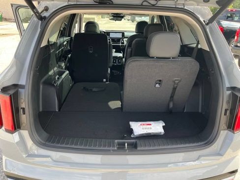 Used 2022 Kia Sorento SX FWD image 15