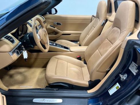 Used 2016 Porsche Boxster image 21