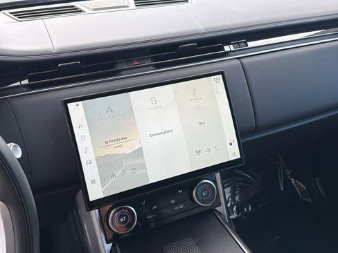 Used 2023 Land Rover Range Rover Long Wheelbase First Edition image 28