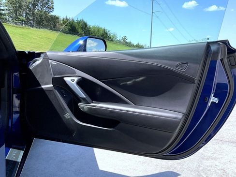 Used 2017 Chevrolet Corvette Stingray Coupe w/ 2LT Preferred Equipment Group RWD image 17