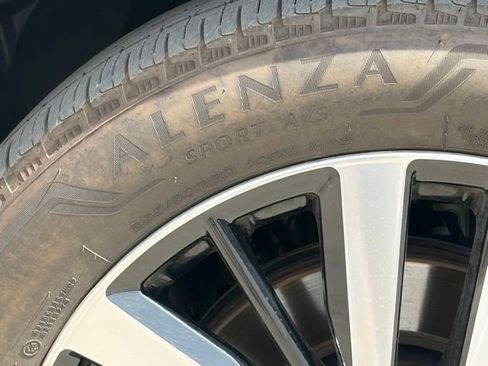 Used 2025 Nissan Pathfinder Platinum w/ Cargo Package image 9