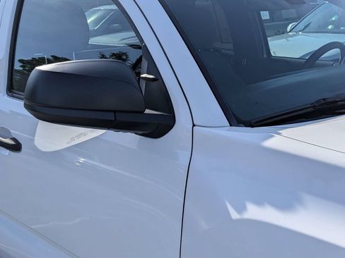 Used 2021 Toyota Tacoma SR RWD image 11