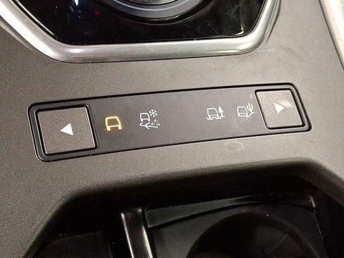 Used 2017 Land Rover Range Rover Evoque SE Premium image 20