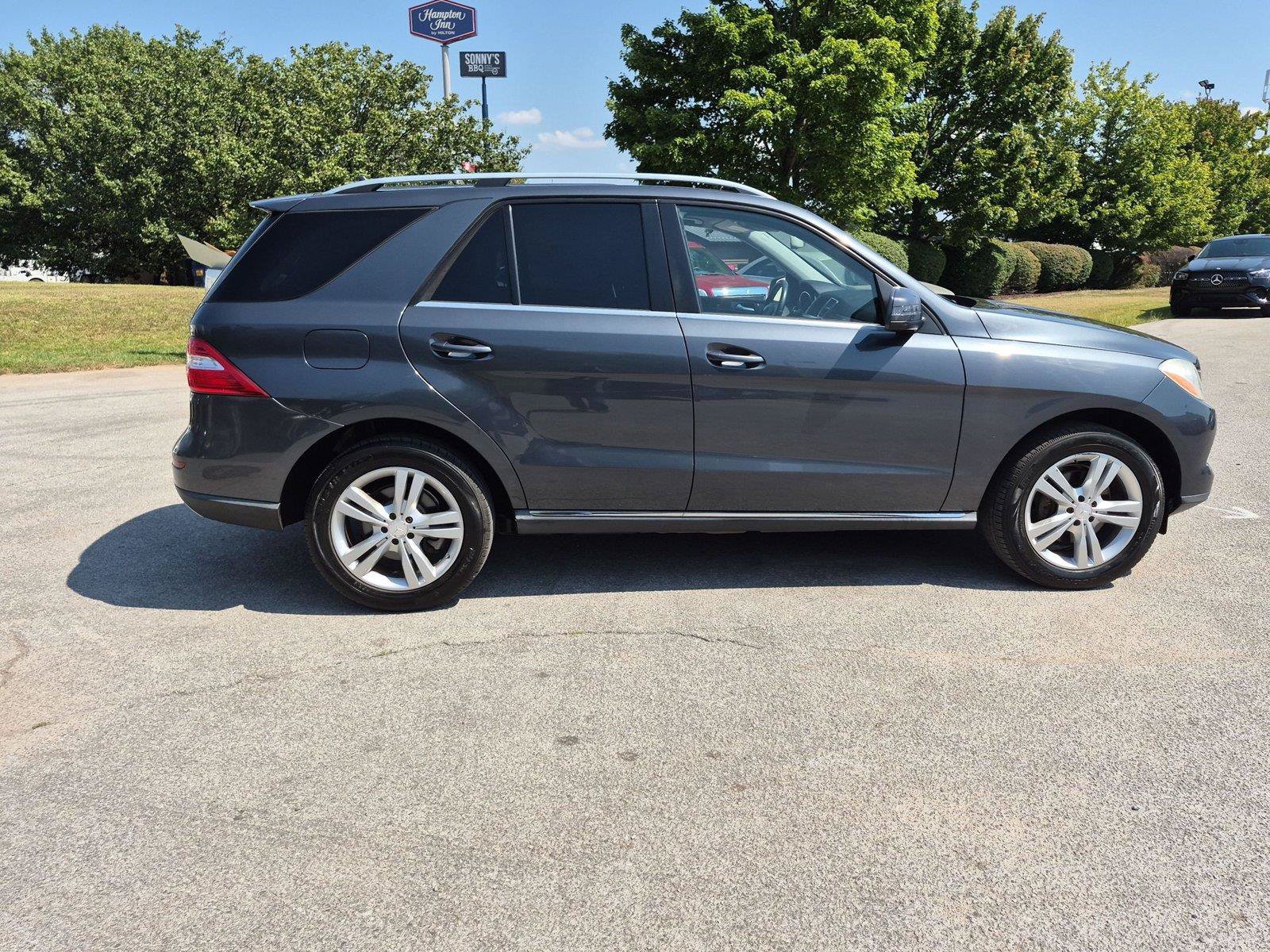Used 2015 Mercedes-Benz ML 350 4MATIC image 6
