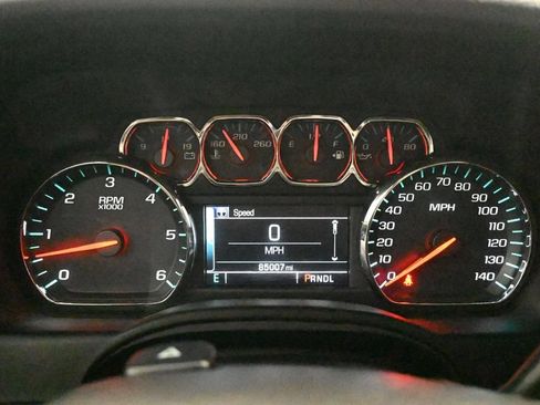 Used 2018 Chevrolet Tahoe LT AWD/4WD image 15
