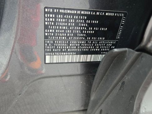 Used 2024 Volkswagen Taos SE image 14