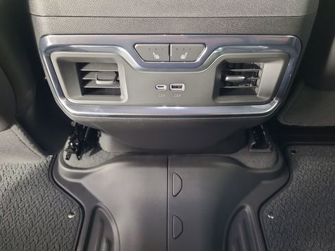 Used 2026 GMC Sierra 2500 Denali Ultimate AWD/4WD image 18