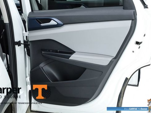 Used 2024 Volkswagen Taos SE FWD image 29