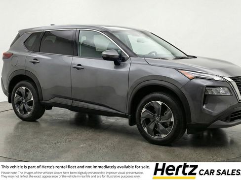 Used 2025 Nissan Rogue SV AWD/4WD image 1