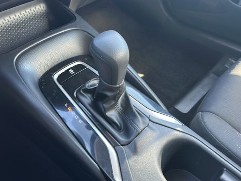 Used 2023 Toyota Corolla LE image 33