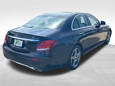 Used 2017 Mercedes-Benz E 300 4MATIC image 8