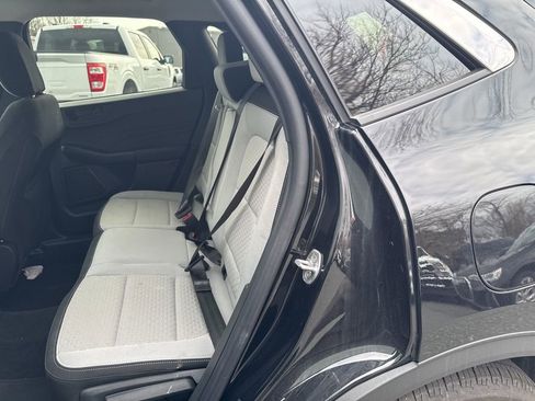 Used 2024 Ford Escape Active image 10