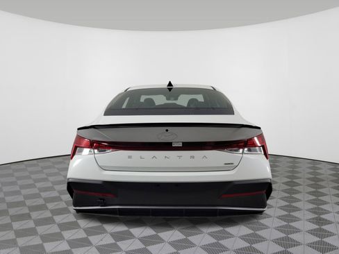 New 2025 Hyundai Elantra SEL image 37