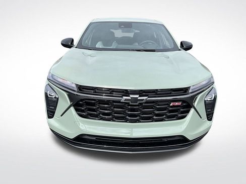 Used 2024 Chevrolet Trax RS w/ Driver Confidence Package image 11