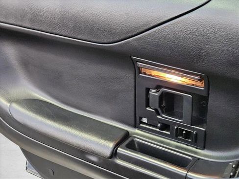 Used 1996 Chevrolet Corvette Coupe RWD image 9