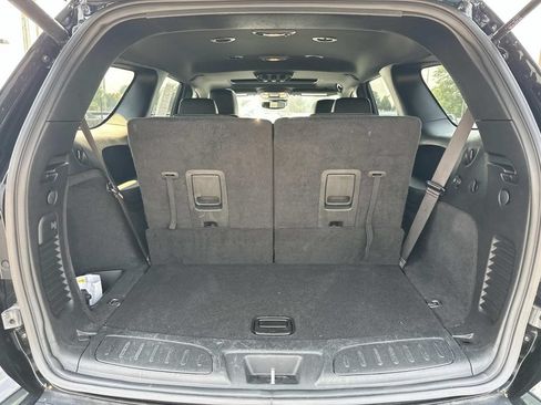 Used 2024 Dodge Durango GT AWD/4WD image 9