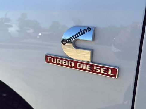 Used 2024 RAM 2500 Laramie image 11