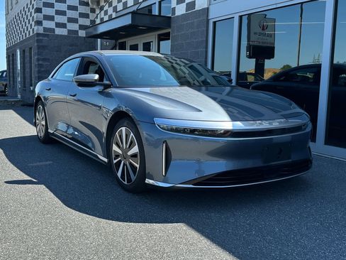Used 2024 Lucid Air Touring AWD/4WD image 1