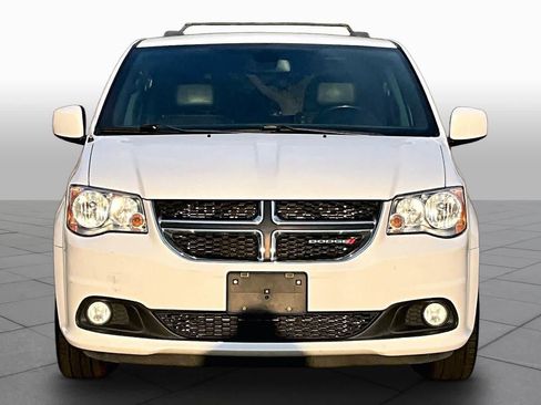 Used 2019 Dodge Grand Caravan SXT w/ Driver Convenience Group FWD image 4