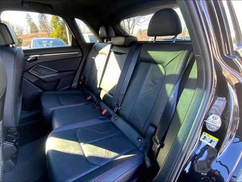 Used 2025 Audi Q3 2.0T Premium Plus w/ Premium Plus Package image 20