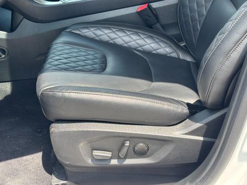 Used 2024 Ford Edge Titanium w/ Equipment Group 301A AWD/4WD image 15