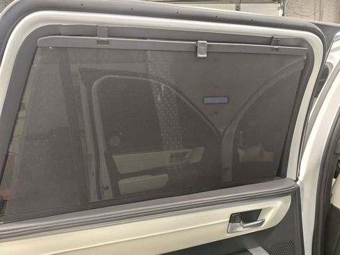 Used 2024 Toyota Sequoia Capstone AWD/4WD image 32