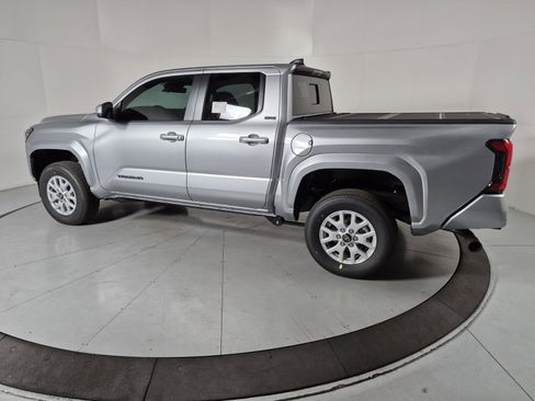 New 2025 Toyota Tacoma SR5 image 3