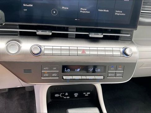 Used 2025 Hyundai Kona SEL AWD/4WD image 29