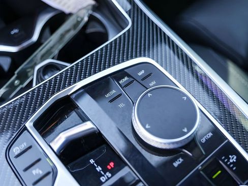 Used 2023 BMW X7 M60i w/ Climate Comfort Package image 20