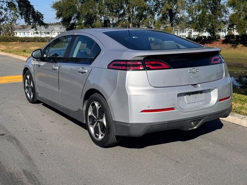 Used 2014 Chevrolet Volt w/ Enhanced Safety Package 1 image 10